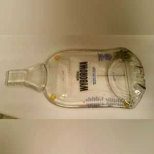 NWT ARTISAN One of a kind cheeseboard.